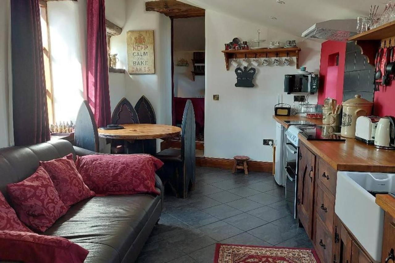 Peak District Cottage Set In 5 Acres Near Buxton Buxton  Exterior foto
